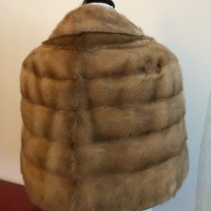VINTAGE Fur Cape/Long Stole BEAUTIFUL!